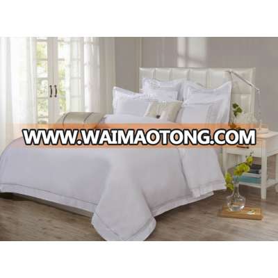 18PCS TOP GRADE BEDDING SET(future life)